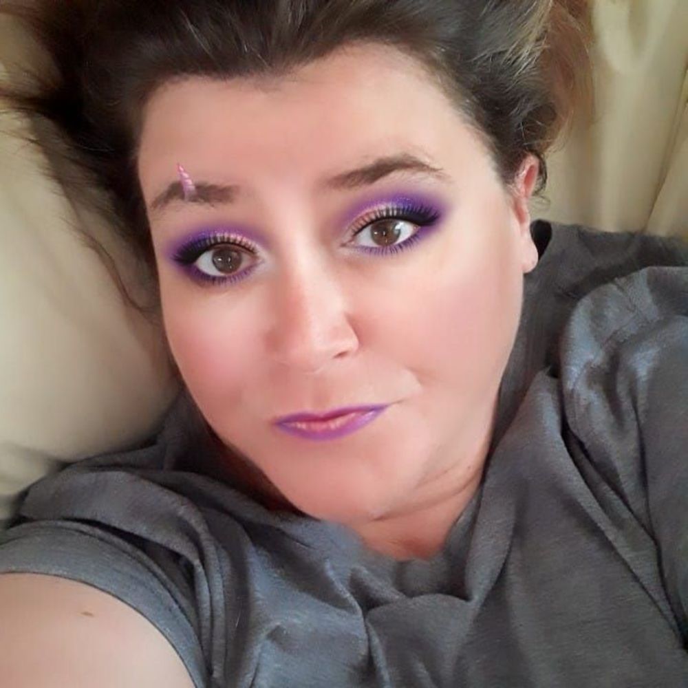 Meet your Posher, Toni